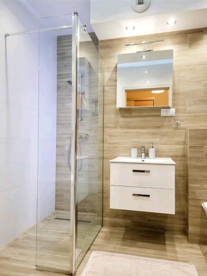 Cracow Novum Apartment Downtown 4 Persons Krakau Buitenkant foto