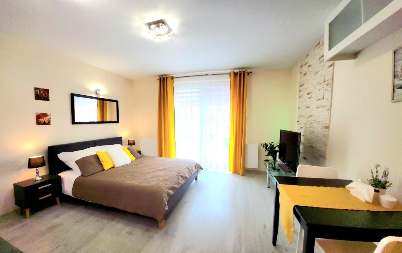 Cracow Novum Apartment Downtown 4 Persons Krakau Buitenkant foto