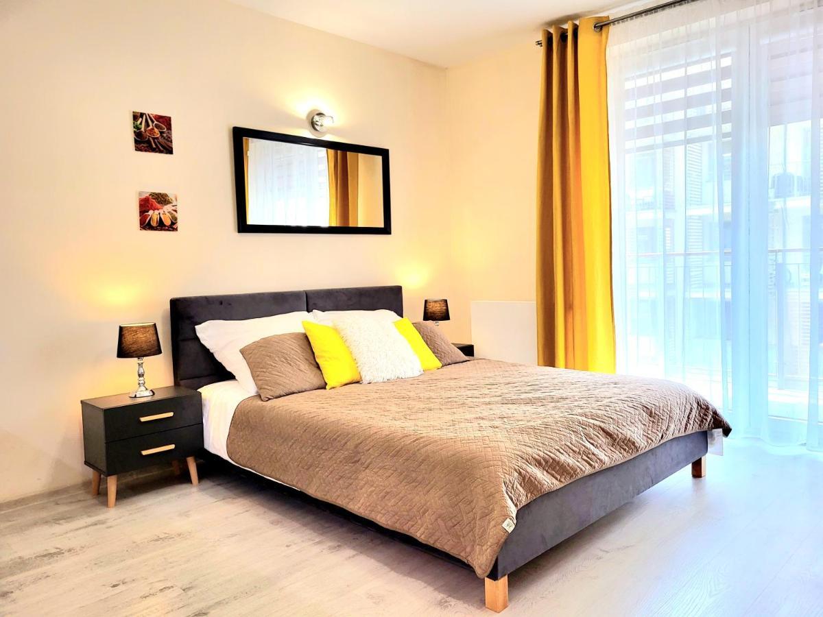 Cracow Novum Apartment Downtown 4 Persons Krakau Buitenkant foto