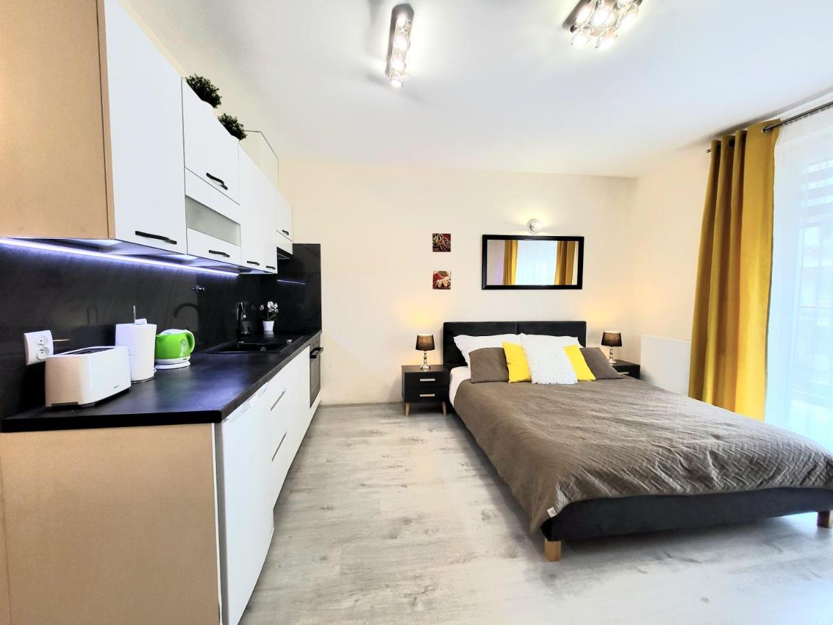 Cracow Novum Apartment Downtown 4 Persons Krakau Buitenkant foto